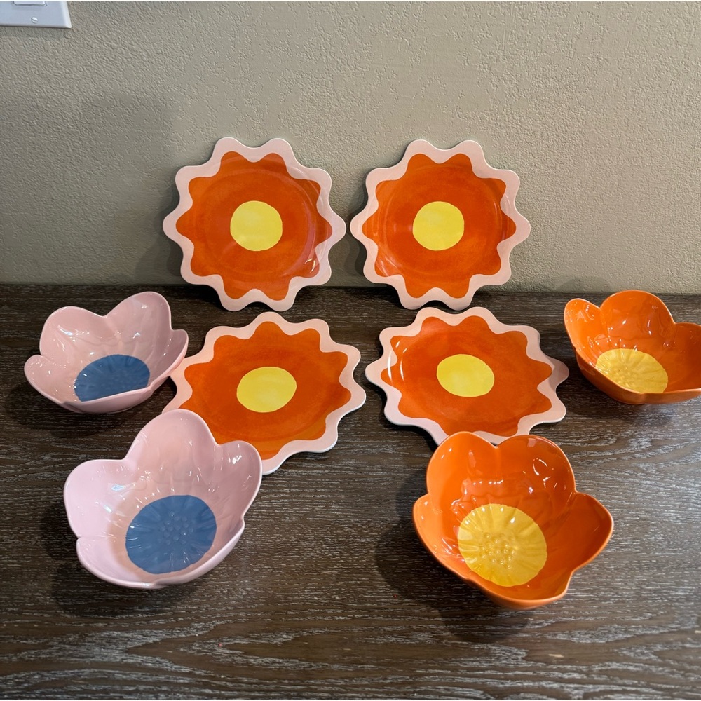 Four Floral Spritz Bowls and Four Floral Plates Target Set New with tags